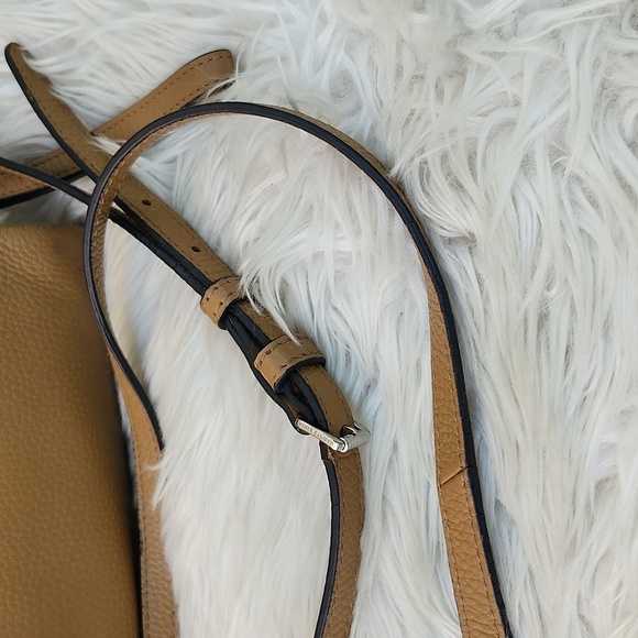 VINCE CAMUTO LEATHER CROSSBODY BAG - Picture 6 of 13